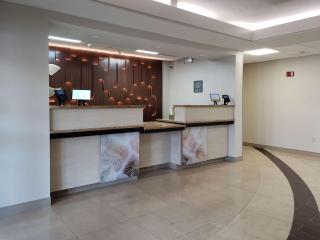 Comfort Inn & Suites - St. Louis - 9