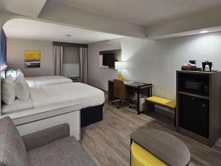 Comfort Inn & Suites - St. Louis - 1