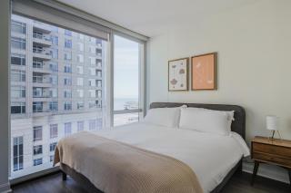 Blueground Streeterville rooftop pool nr Pier CHI-1124 - 2