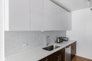 Blueground The Loop pool wd nr par CHI-1186 - 4