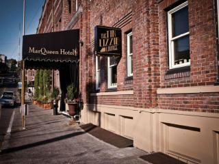 MarQueen Hotel - NEWLY RENOVATED - 7