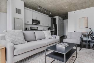 Blueground The Loop pool AC nr Willis Tower CHI-1175 - 6