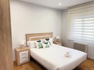 Rioja centro Ayuntamiento by Apartamentos Logrono - Logroño - 3