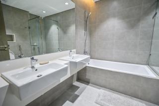 Unique 2 Bedroom in District One Meydan - Dubai - 5