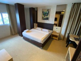 Lucky Star Hotel Near Harbour Bay Batam - 6