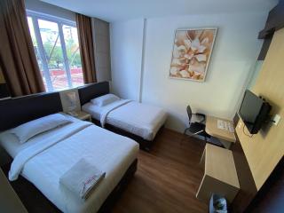 Lucky Star Hotel Near Harbour Bay Batam - 4