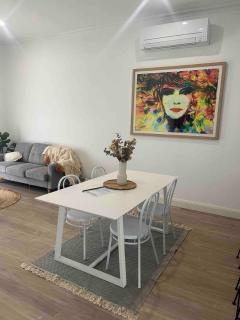 Tillys Townhouse - Broken Hill - 2