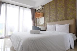 Modern Designed and Strategic Studio Room at Beverly Dago Apartment By Travelio - Bandung - 0
