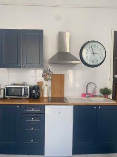 Joli T2 refait à neuf, lumineux et accessible - 4