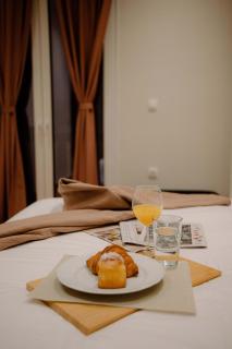 Vibrant Pagrati 2-BD Retreat with Elegant-Modern style - 5