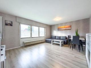 Ferienhaus mit Küche, Garten und Smart-TV - Emden - 7