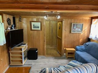 Charmant Petit Chalet 3 étoiles en Gruyère - Crésuz - 8