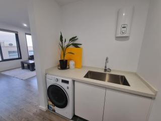 Luxurious stay at Doncaster East - 7