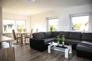 Moderne Wohnung mit Balkon, Küche, Garten Smart-TV - Emden - 0
