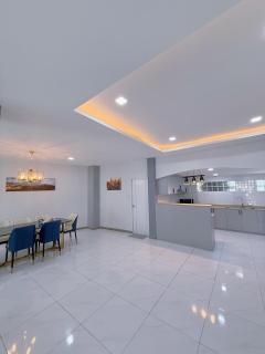 Near Three Town 4Beds 5Baths South Pattaya villa - 2
