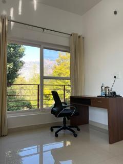 The Pahaadhi Cafe & Stay - Dharamsala - 1