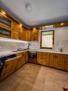 Bjelasnica Alpine Retreat - Cozy Mountain House near Sarajevo - Trnovo - 2