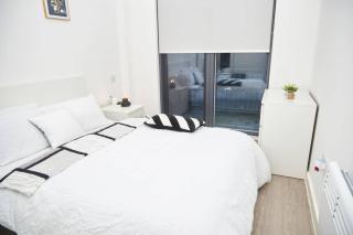Apartment-Sleeps4-StreetParking-Balcony-Duplex - Manchester - 6