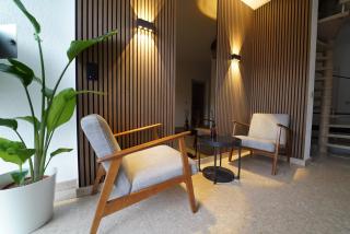 Skyway airport apartments - 9