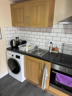 City Centre Apartment - Nottingham - 3