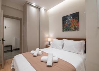 Vibrant Pagrati 2-BD Retreat with Elegant-Modern style - Atene - 3