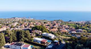 Dolce Lava - Luxury LavaStone Suite - 4