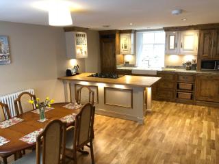 Cosy Cottage, Market Square View, Grade 2 Listed! - Masham - 9