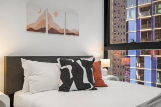 Stunning 2BR Apartment in Melb CBD with Pool and Gym - Melbourne - 4