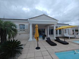 Rare Villa luxueuse 250 M2 proche plage Perols - Pérols - 1