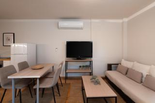Bright, Cosy Studio close to Glyfada Beach & Center - Athens - 7