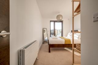 Custom House Square City Centre Retreat - Belfast - 3