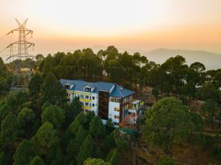 The Hosteller Lansdowne - 0