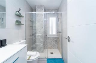 GuestReady - Door to Angel Garden Place - Madrid - 5