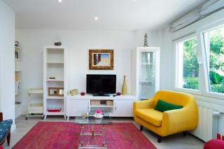 GuestReady - Door to Angel Garden Place - Madrid - 9