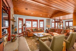 Ski-In Ski-Out Townhome near Adam's Ave Ski Access by The Woodrun V Townhouses - 0