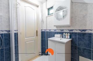 #039 Family Private Pool AC - 1