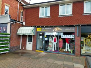 Convenient 2 Bedroom Flat - 5