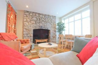 Charlotte's charming clifton flat - 6
