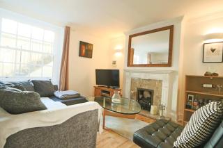 Two bedroom meridian place - Bristol - 0
