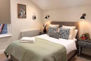 The River House - Designer home - Teddington - 7