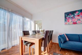 Sliema SkyVue Penthouse with Jacuzzi and Seaviews - Sliema - 6