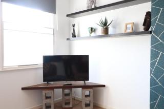 Stylish 2 Bed in Old Market - Bristol - 1