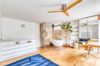 Parisian Loft & Secret Garden - 3