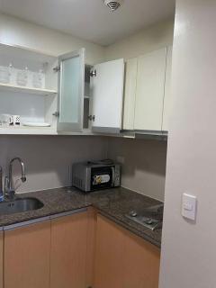 JOVYNOEL Condominium Unit Rental - Manila - 4