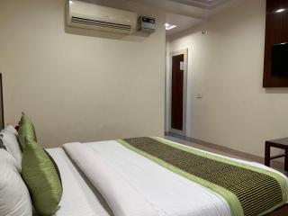 Hotel Sapphire - Walking distance from New Delhi Railway Station & Connaught Place - 8