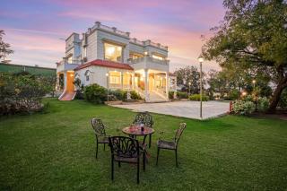 Rajgarh Villa - 6BHK with PVT Pool - Gundipet - 9