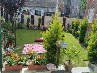 Guest care - Srinagar - 9