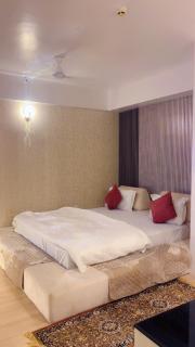 The Royal Suites Gomti Nagar Lucknow - Lucknow - 4