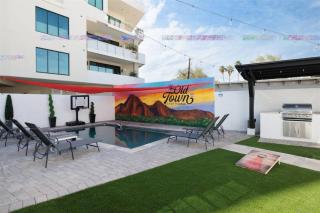 489 Massive 5 bedroom Walk to Old Town - Scottsdale - 0