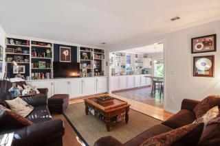 Shadow Beach Retreat - 0